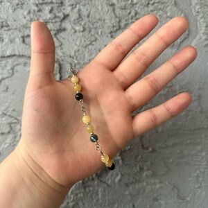 Chic Beaded Bracelet with Yellow Citrine and Green Moss Agate Accents